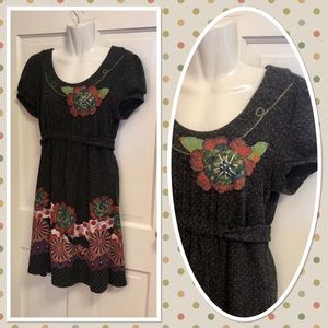 Unique Free Lance Dress w/Embroidery Features